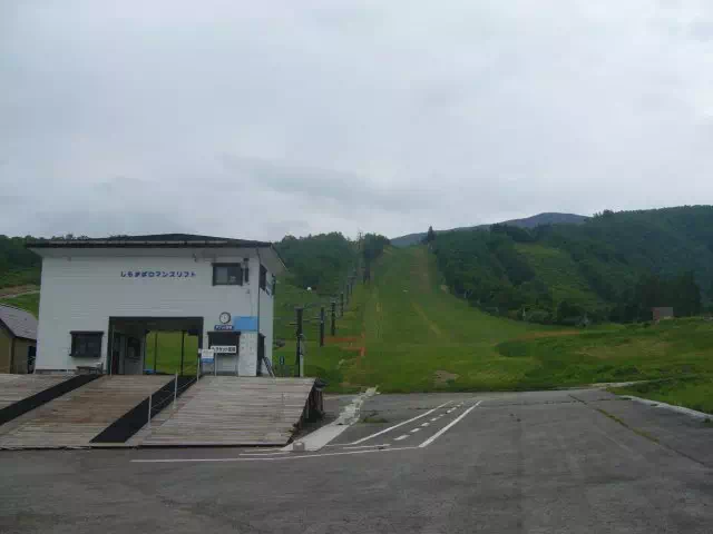 リフト山麓乗り場 リフト山麓乗り場