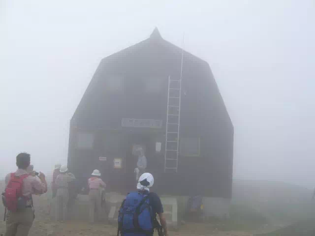 御西小屋 御西小屋