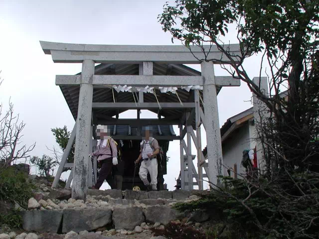 山頂鳥居 山頂鳥居