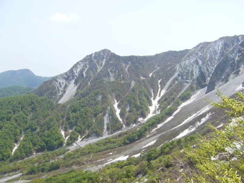 6合目近くで見える北壁