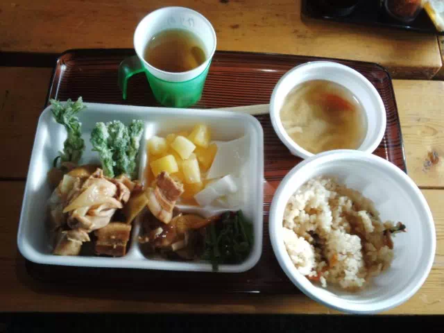 赤岳展望荘夕食 赤岳展望荘夕食