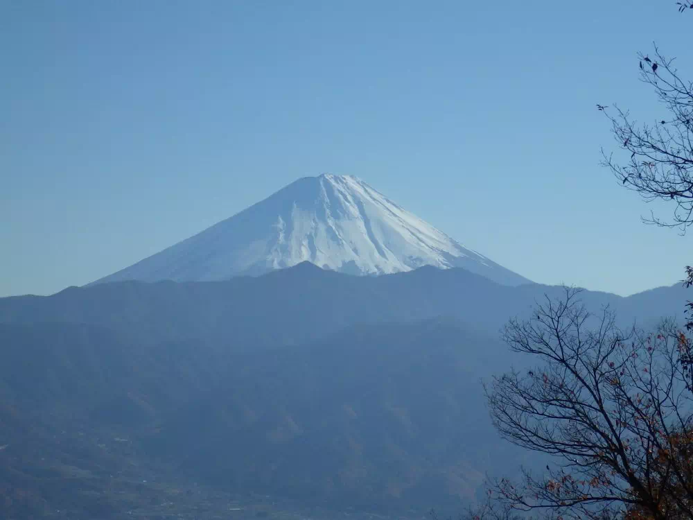 兜山展望台から富士山を見る 兜山展望台から富士山を見る