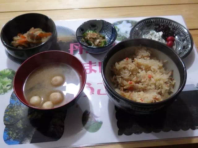 朝食