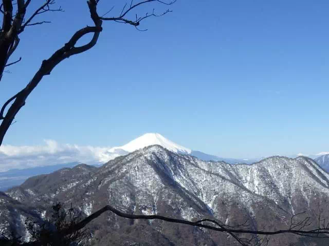 檜洞丸と富士山