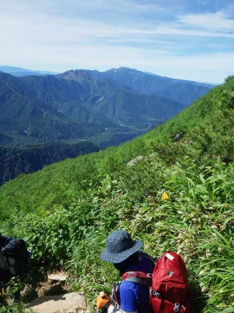 焼岳・乗鞍見て下る 焼岳・乗鞍見て下る