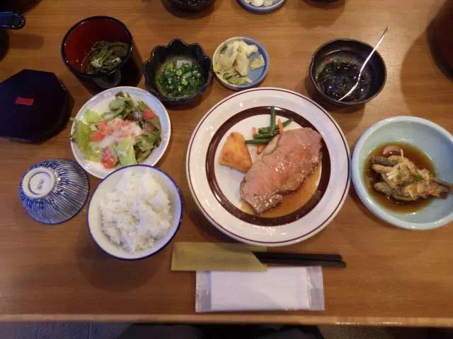 栂池ヒュッテ夕食 栂池ヒュッテ夕食
