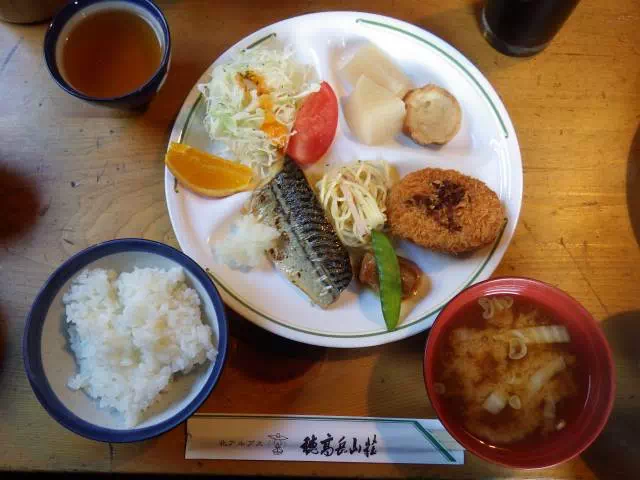 穂高岳山荘夕食 穂高岳山荘夕食