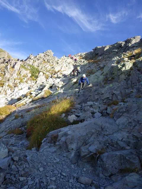 岩場下から 岩場下から