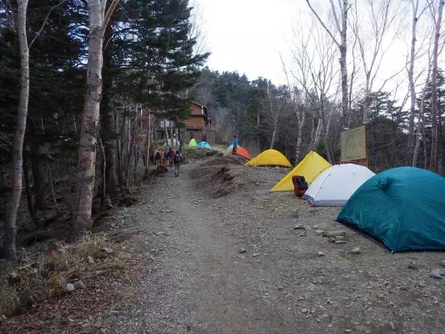 テント場 テント場