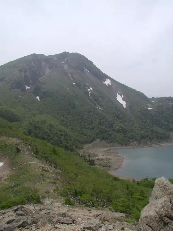 白根山と五色沼