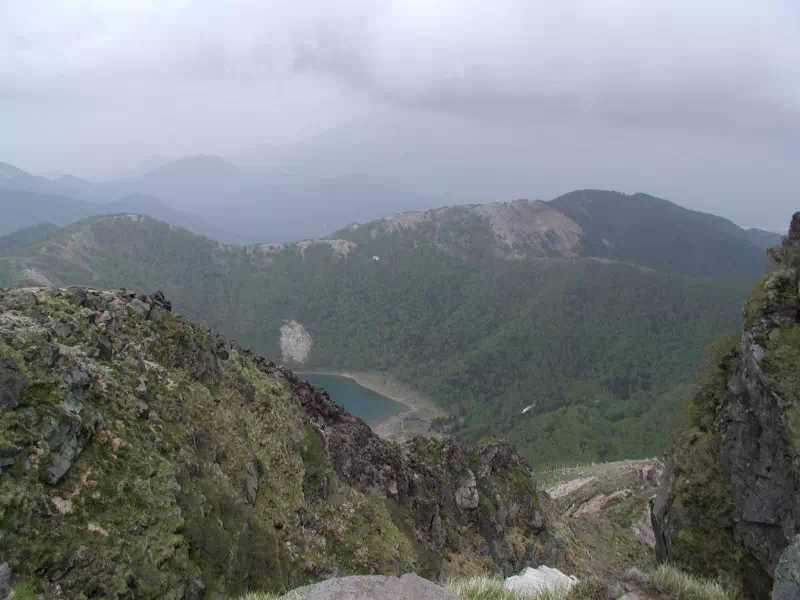 前白根山と五色沼