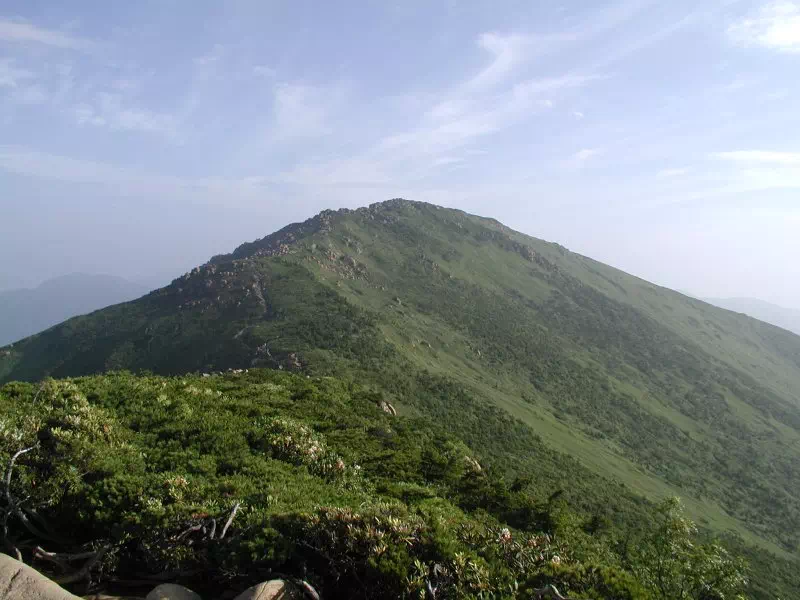 小至仏山からの至仏山 小至仏山からの至仏山