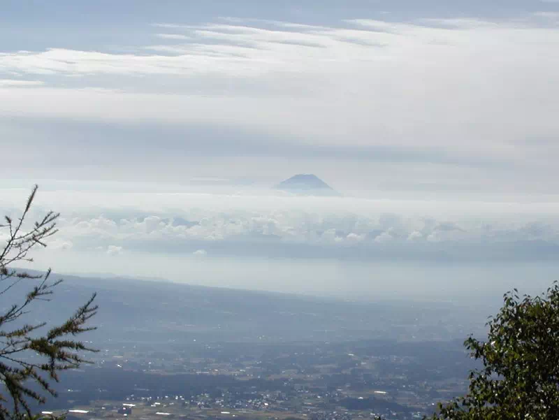 雲海からの富士山