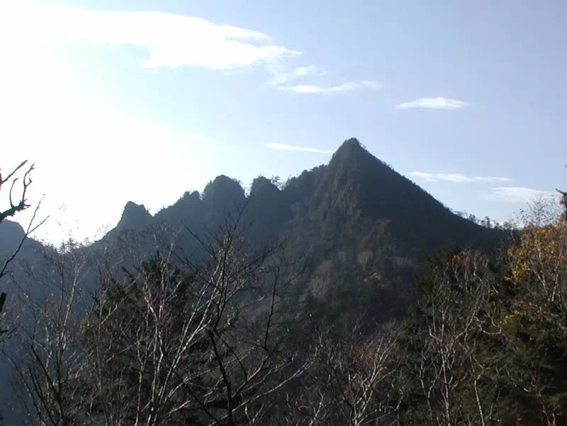 鋸山