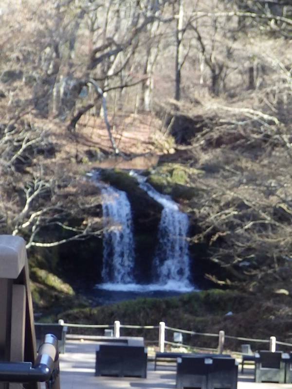 鐘山の滝
