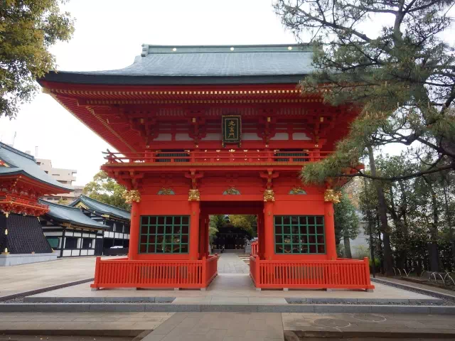 穴八幡宮